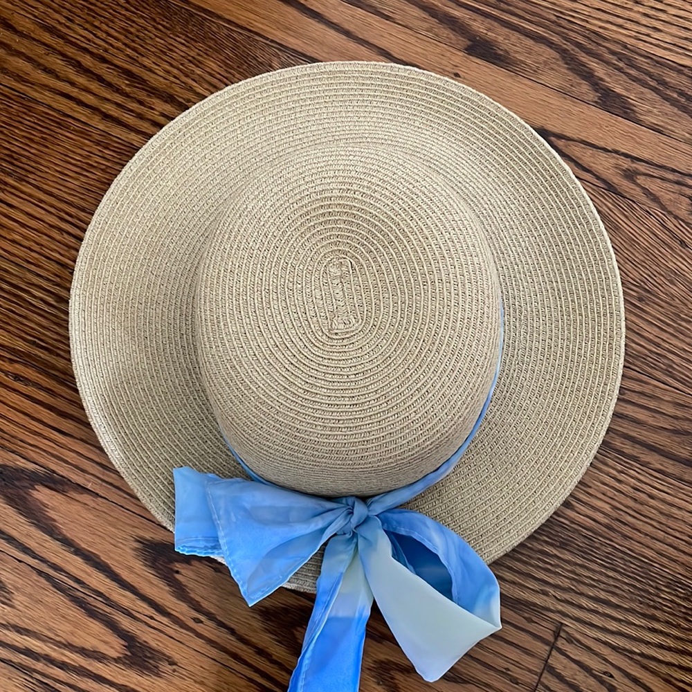 Straw hat
